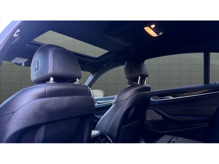 2021 BMW 5-Series - photo 29