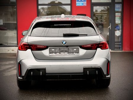 2025 BMW 1-Series - photo 5