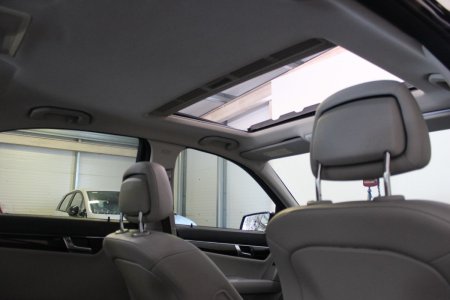 2011 Mercedes-Benz C-Class - photo 13