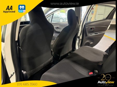 2019 Toyota Vitz - photo 14