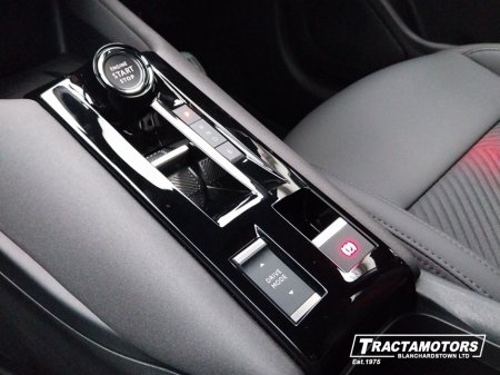 2025 Alfa Romeo Junior - photo 14