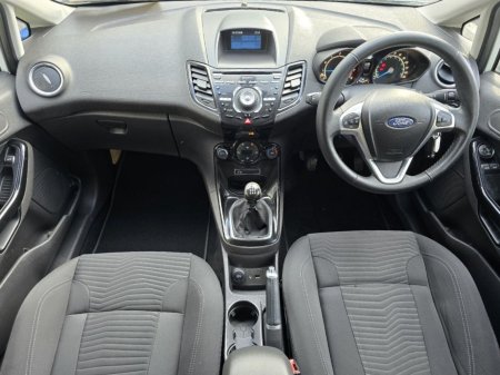 2015 Ford Fiesta - photo 12