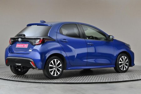 2022 Toyota Yaris - photo 10