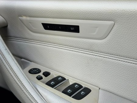 2022 BMW 5-Series - photo 24