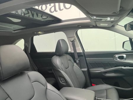 2026 Kia Sorento - photo 8