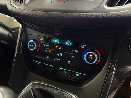 2019 Ford Kuga - photo 30