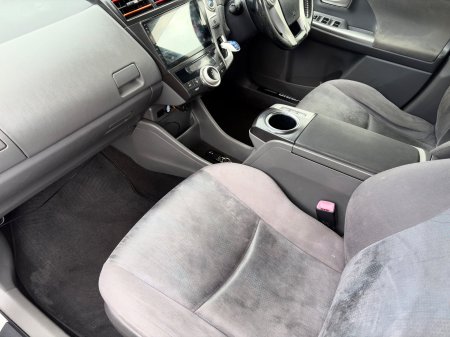 2012 Toyota Prius - photo 6