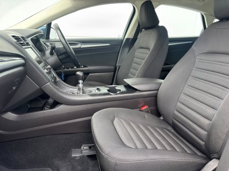 2019 Ford Mondeo - photo 15