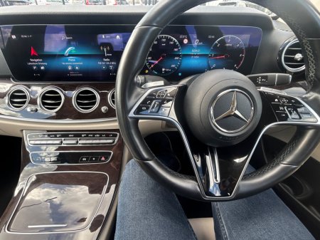 2021 Mercedes-Benz E-Class - photo 12