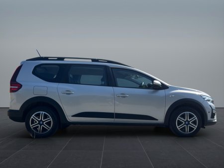 2022 Dacia Jogger - photo 4