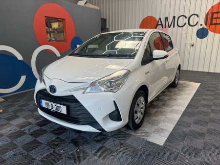2019 Toyota Vitz - photo 6