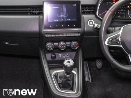 2020 Renault Clio - photo 20
