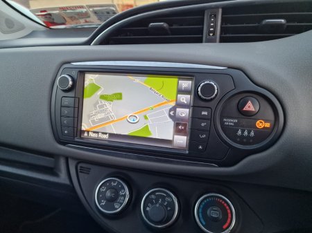 2017 Toyota Yaris - photo 15