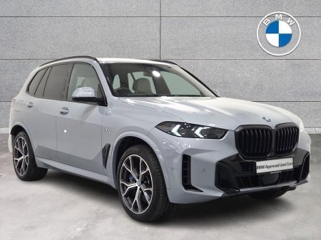 2025 BMW X5 xDrive50e M Sport