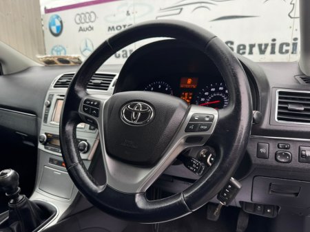 2013 Toyota Avensis - photo 9