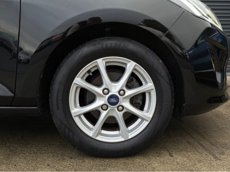 2019 Ford Fiesta - photo 7