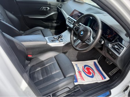 2021 BMW 3-Series - photo 9