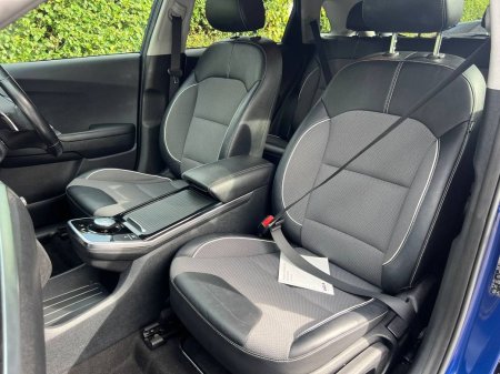 2022 Kia Niro - photo 7