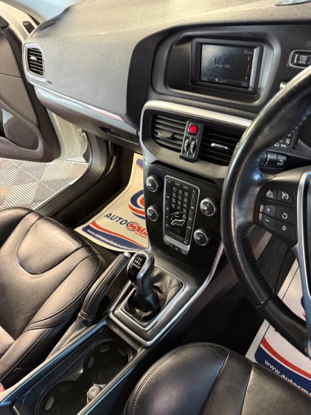 2017 Volvo V40 - photo 10