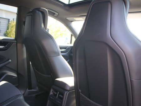 2026 Porsche Macan - photo 8