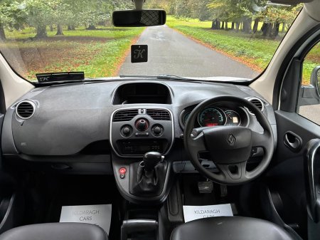 2020 Renault Kangoo - photo 24