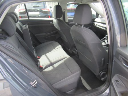 2022 Volkswagen Golf - photo 10