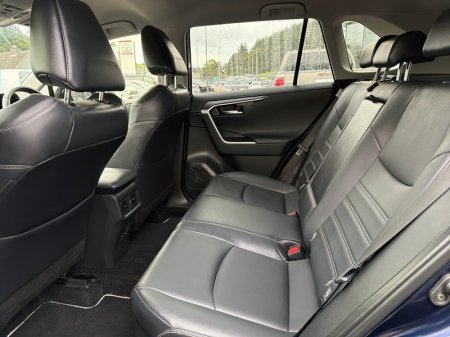 2022 Toyota RAV4 - photo 7