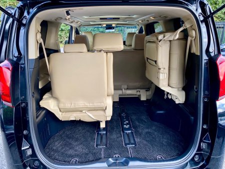 2020 Toyota Alphard - photo 22