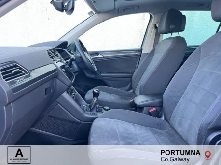 2019 Volkswagen Tiguan - photo 4