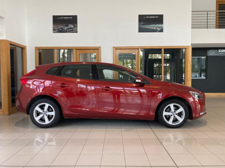 2015 Volvo V40 - photo 2