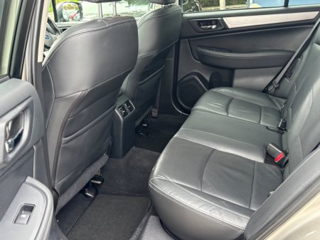 2016 Subaru Outback - photo 13