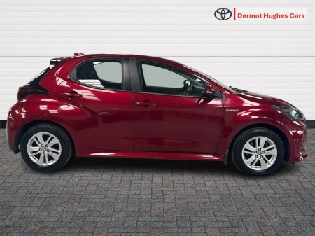 2021 Toyota Yaris - photo 3