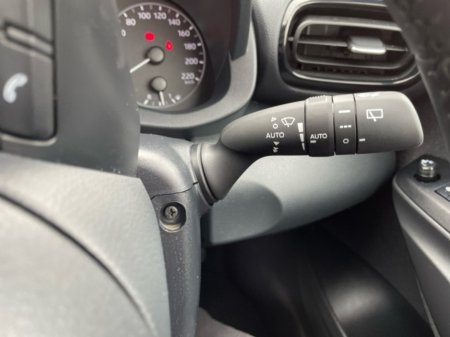 2022 Toyota Yaris - photo 15