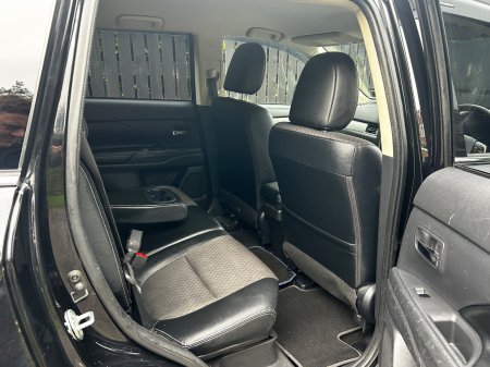 2016 Mitsubishi Outlander - photo 5