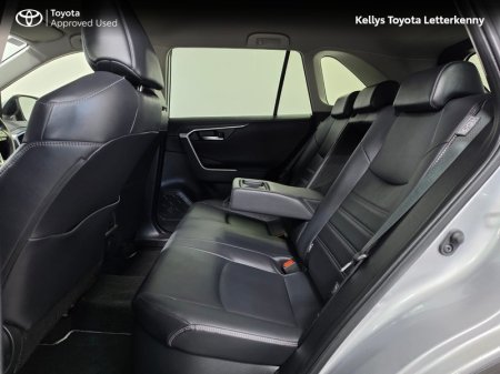 2022 Toyota RAV4 - photo 7