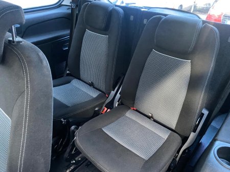 2013 Ford Galaxy - photo 15