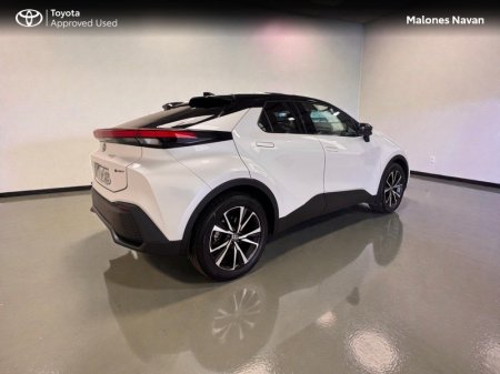 2024 Toyota C-HR - photo 2