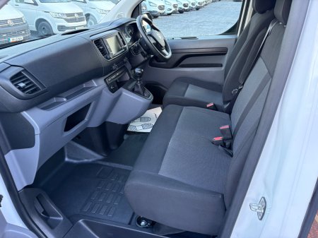2022 Opel Vivaro - photo 16