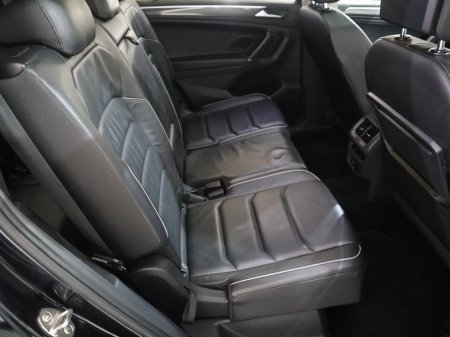 2020 Volkswagen Tiguan - photo 25