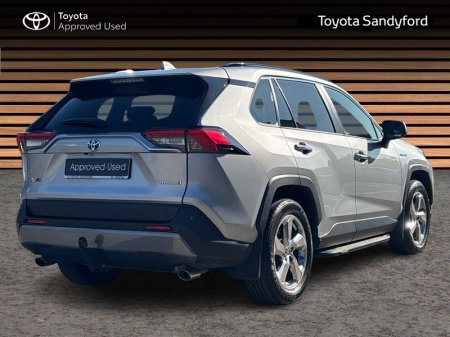 2021 Toyota RAV4 - photo 2