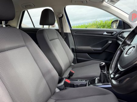 2019 Volkswagen T-Roc - photo 12