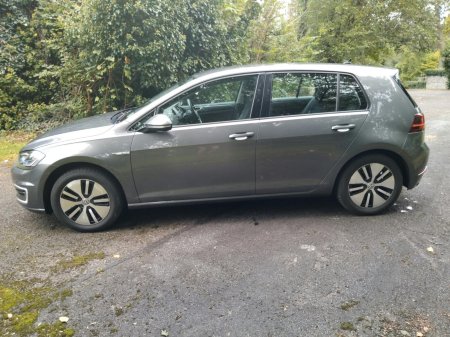 2020 Volkswagen Golf - photo 9
