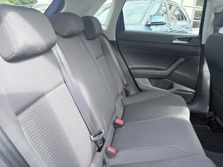 2021 Volkswagen Polo - photo 12