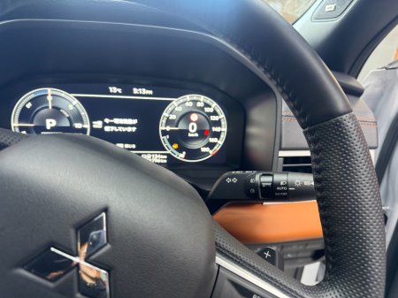 2024 Mitsubishi Outlander - photo 14