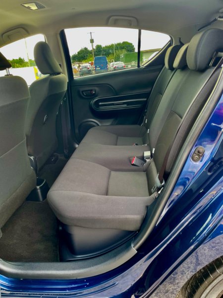 2019 Toyota Aqua - photo 19