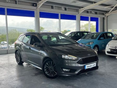 2016 Ford Focus - photo 3