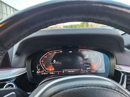 2020 BMW 5-Series - photo 8