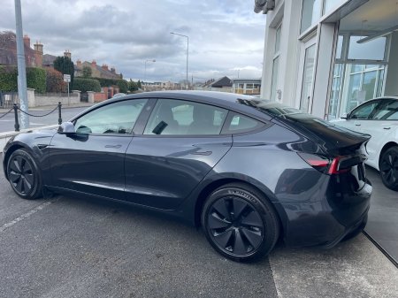2025 Tesla Model 3 - photo 13