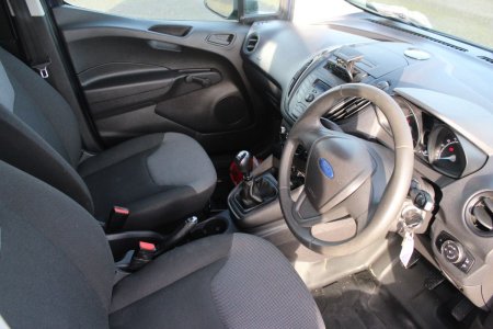 2020 Ford Transit - photo 20