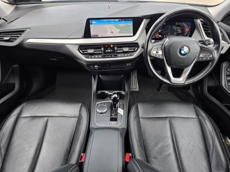 2022 BMW 1-Series - photo 14